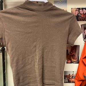 Brandy Melville Cropped Brown Mock neck top